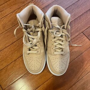 Nike Dunk High Premium Sneakers